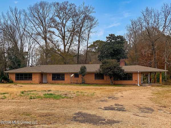 10.7 Acres of Land with Home for Sale in Monticello, Mississippi