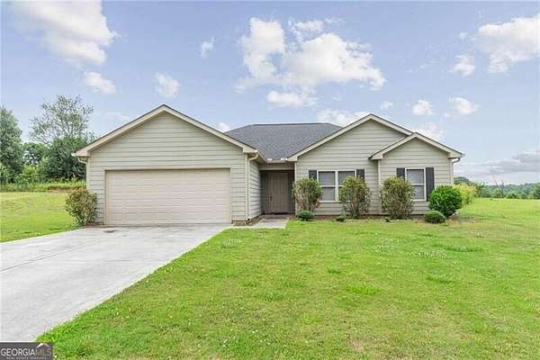 1.59 Acres of Residential Land with Home for Lease in Jefferson, Georgia