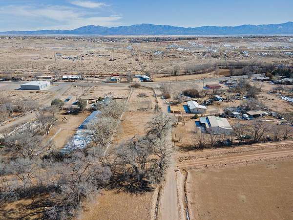 1.5 Acres of Residential Land for Sale in Los Lunas, New Mexico