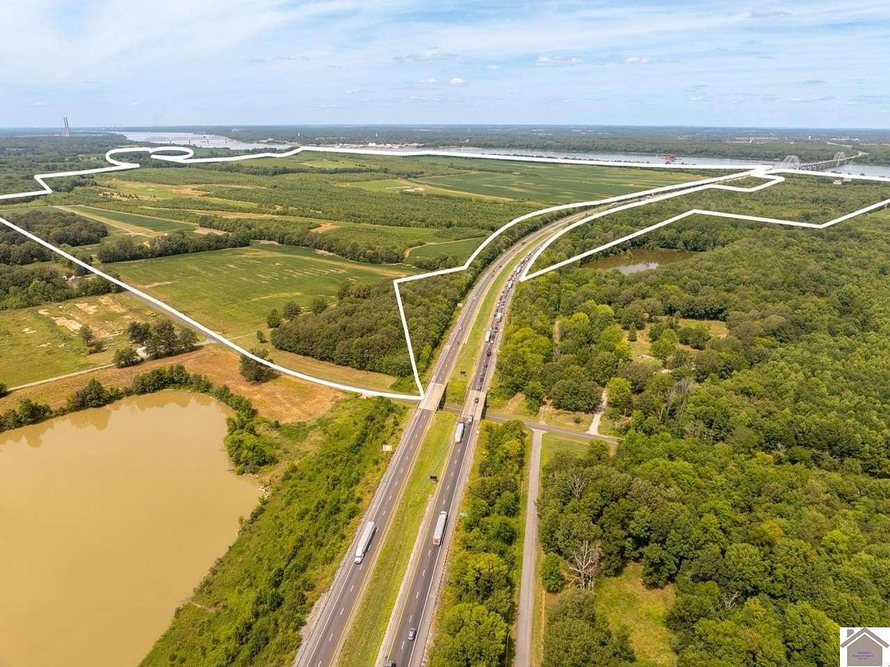 1,268 Acres of Land with Home for Sale in Paducah, Kentucky