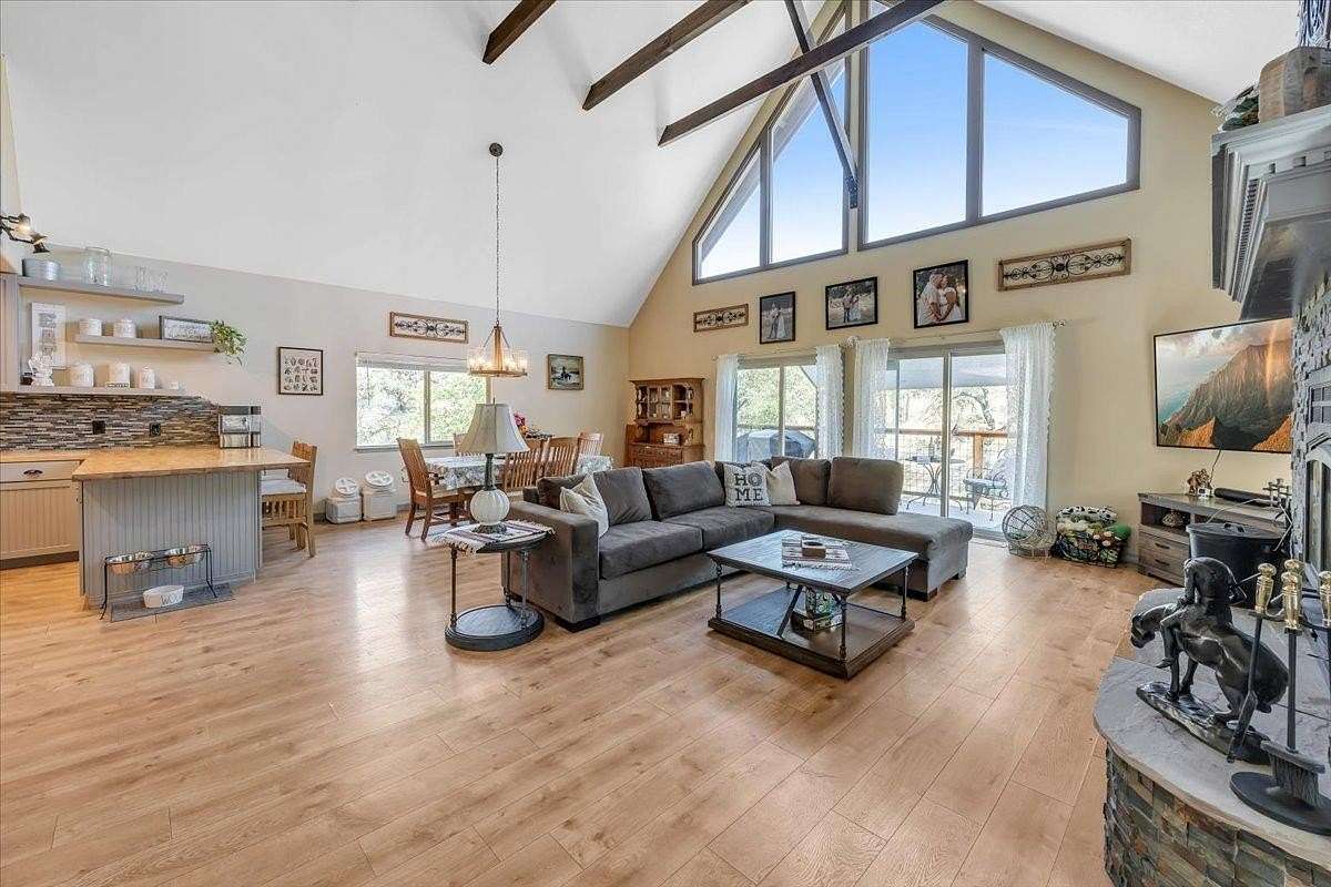 2.4 Acres of Residential Land with Home for Sale in Copperopolis, California