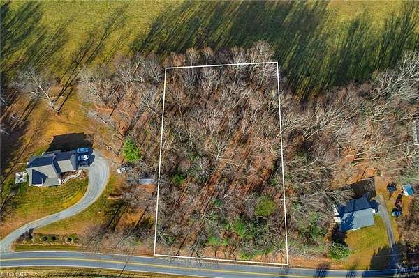 1.52 Acres of Residential Land for Sale in Sparta, North Carolina