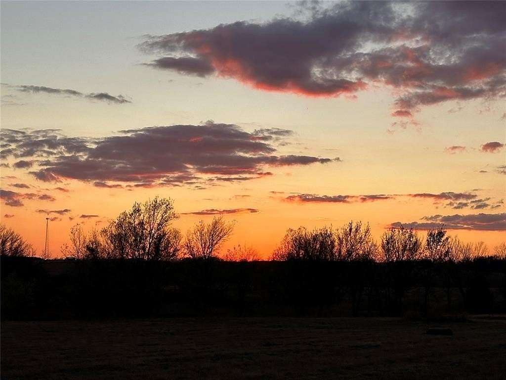 0.93 Acres of Residential Land for Sale in Blanchard, Oklahoma