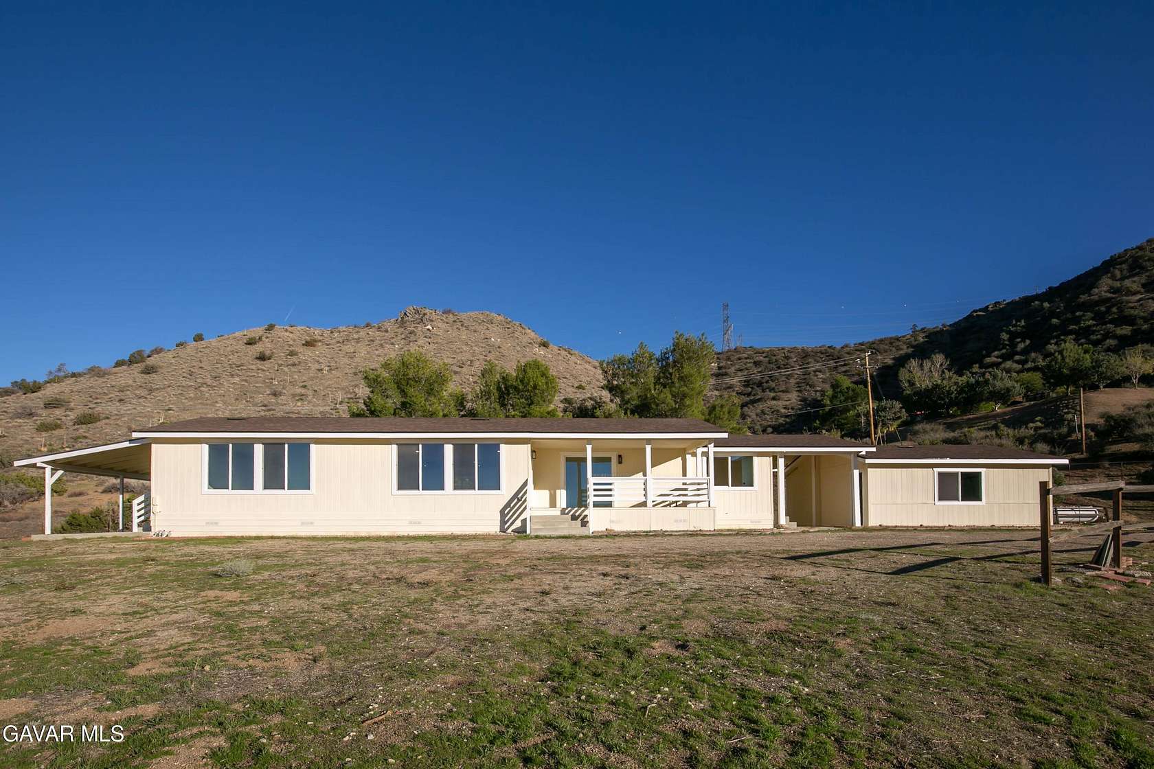 8 Acres of Land with Home for Sale in Acton, California