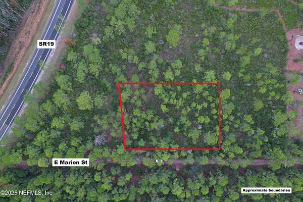 0.53 Acres of Land for Sale in Palatka, Florida