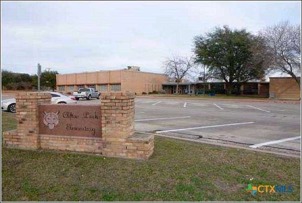 9.84 Acres of Improved Mixed-Use Land for Lease in Killeen, Texas