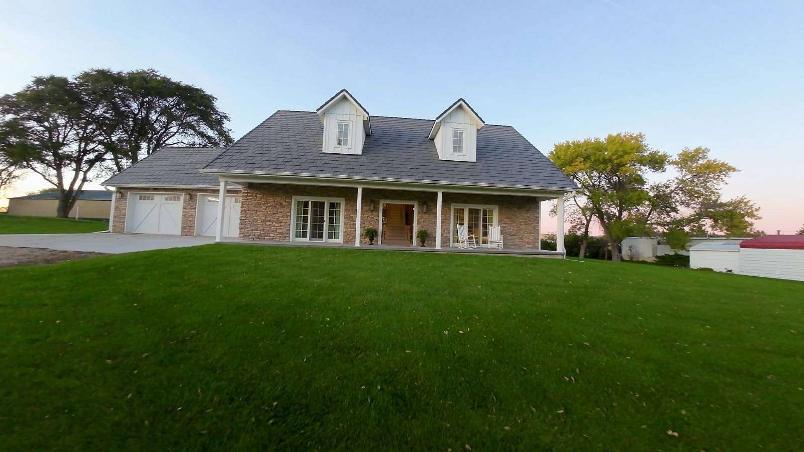 3.14 Acres of Residential Land with Home for Sale in Randolph, Nebraska