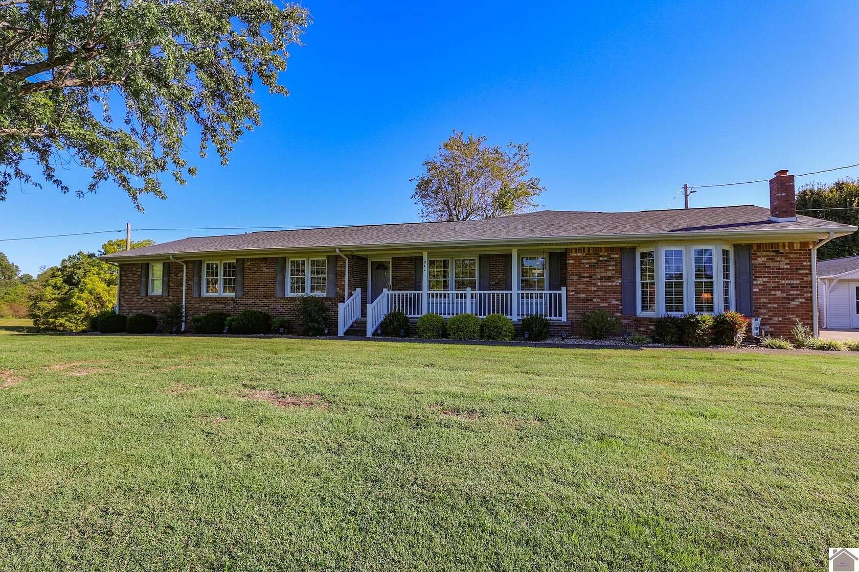 17.6 Acres of Land with Home for Sale in Wickliffe, Kentucky