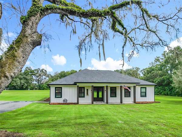 4.67 Acres of Residential Land with Home for Sale in Anthony, Florida