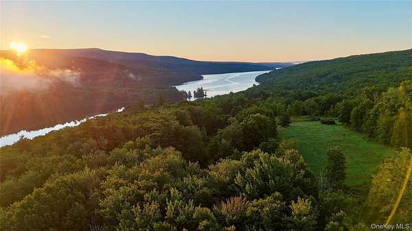 83.1 Acres of Recreational & Residential Land for Sale in Neversink, New York