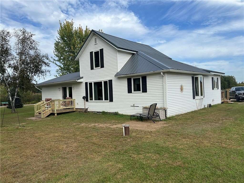 5 Acres of Residential Land with Home for Sale in Eleva, Wisconsin