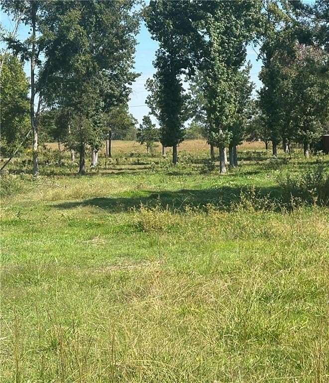 1.5 Acres of Residential Land for Sale in Sallisaw, Oklahoma