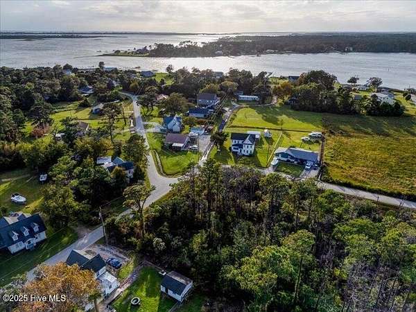 0.75 Acres of Residential Land for Sale in Marshallberg, North Carolina