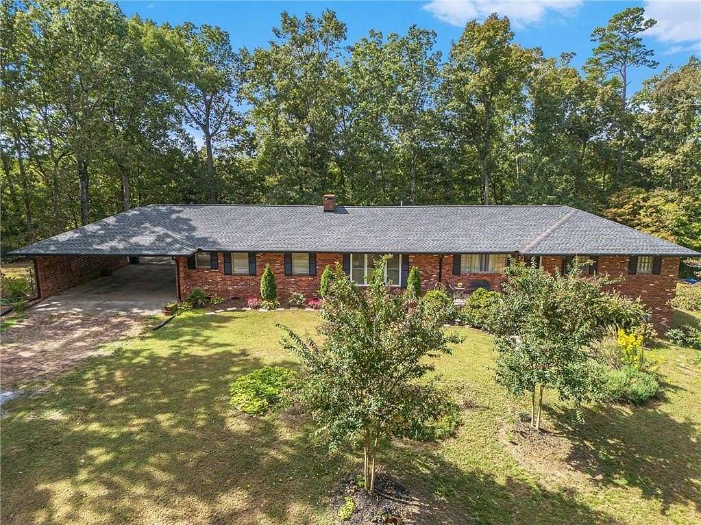 4.7 Acres of Residential Land with Home for Sale in Calhoun, Georgia