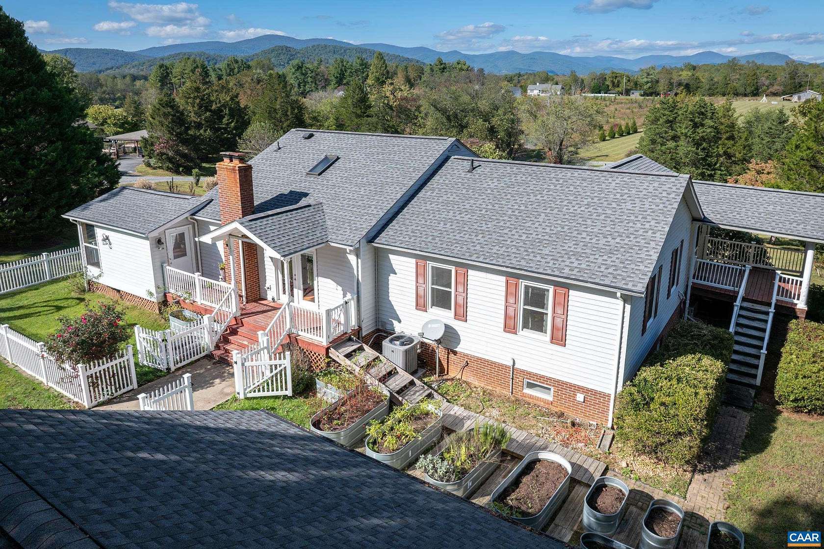 4.43 Acres of Residential Land with Home for Sale in Ruckersville, Virginia