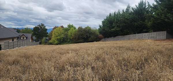 0.74 Acres of Residential Land for Sale in Medford, Oregon