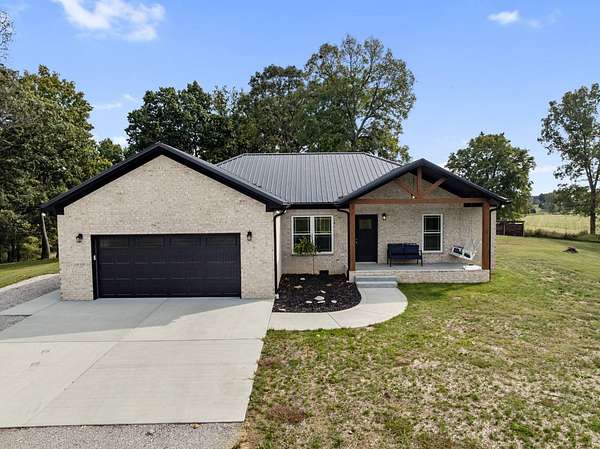 20 Acres of Land with Home for Sale in Cromwell, Kentucky