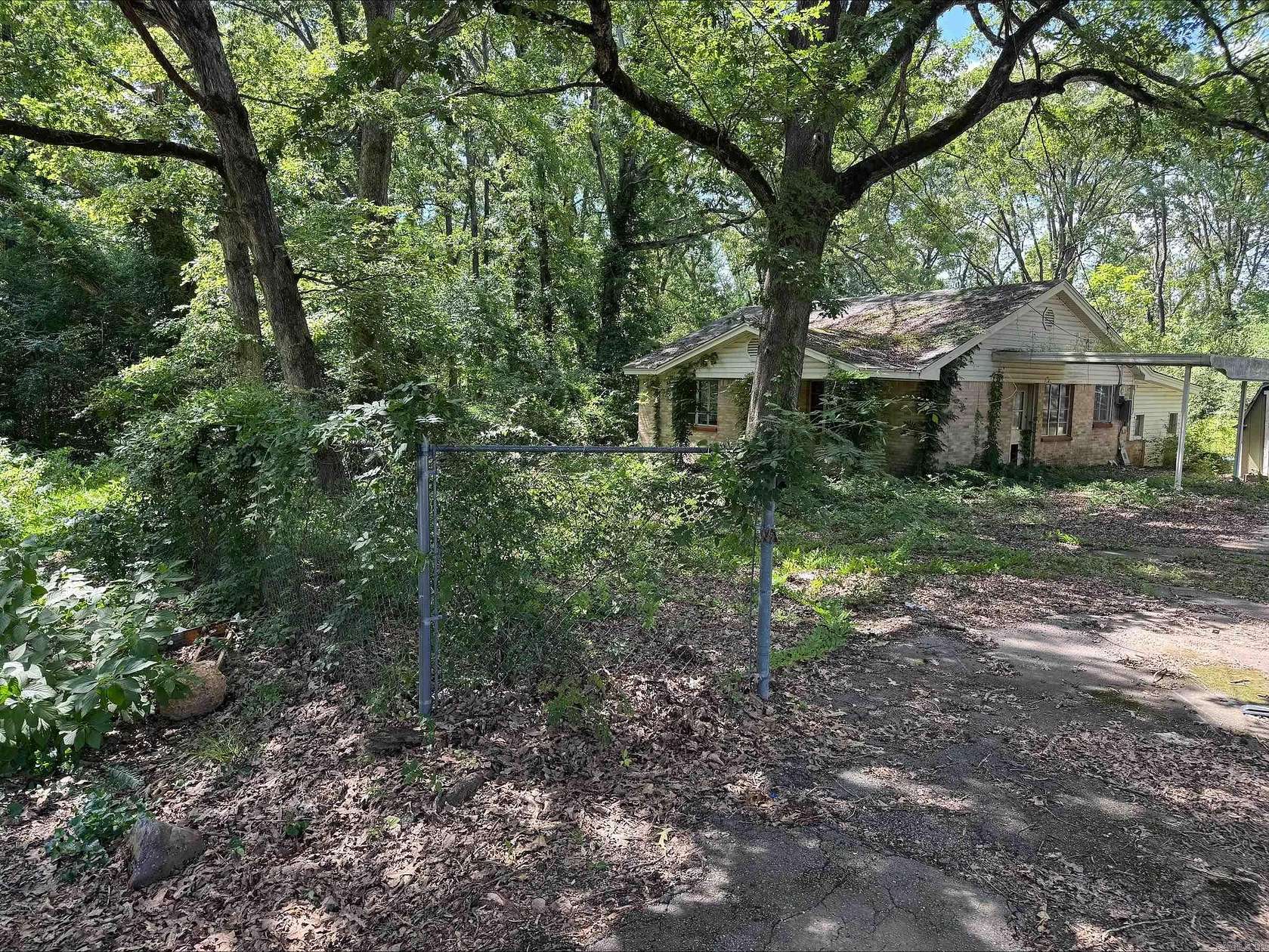 2.5 Acres of Land for Sale in Little Rock, Arkansas