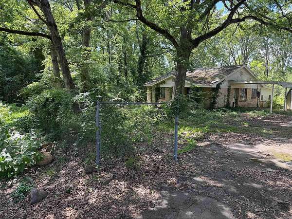2.5 Acres of Residential Land for Sale in Little Rock, Arkansas