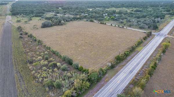 11 Acres of Land for Sale in Edna, Texas