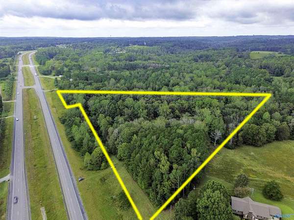 7.26 Acres of Residential Land for Sale in Vinemont, Alabama