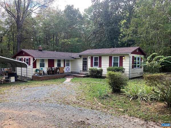 1.5 Acres of Land with Home for Sale in Esmont, Virginia