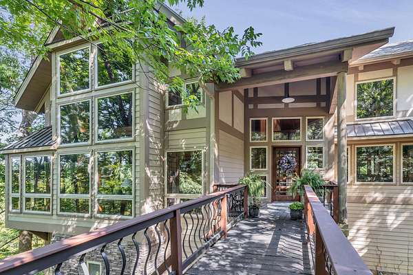 11 Acres of Land with Home for Sale in Brentwood, Tennessee