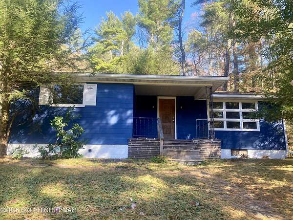 5.5 Acres of Residential Land with Home for Sale in Weatherly, Pennsylvania