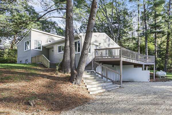 2.29 Acres of Residential Land with Home for Sale in Mount Vernon, Ohio