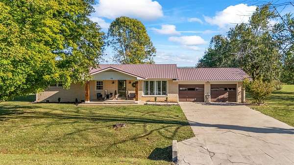 4 Acres of Residential Land with Home for Sale in Brownsville, Kentucky