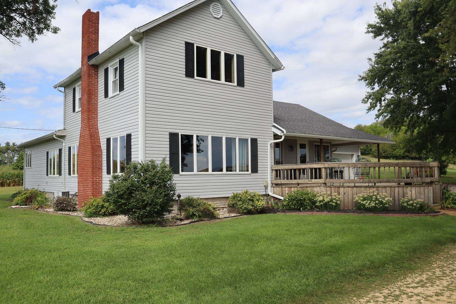 5 Acres of Land with Home for Sale in Harmon, Illinois