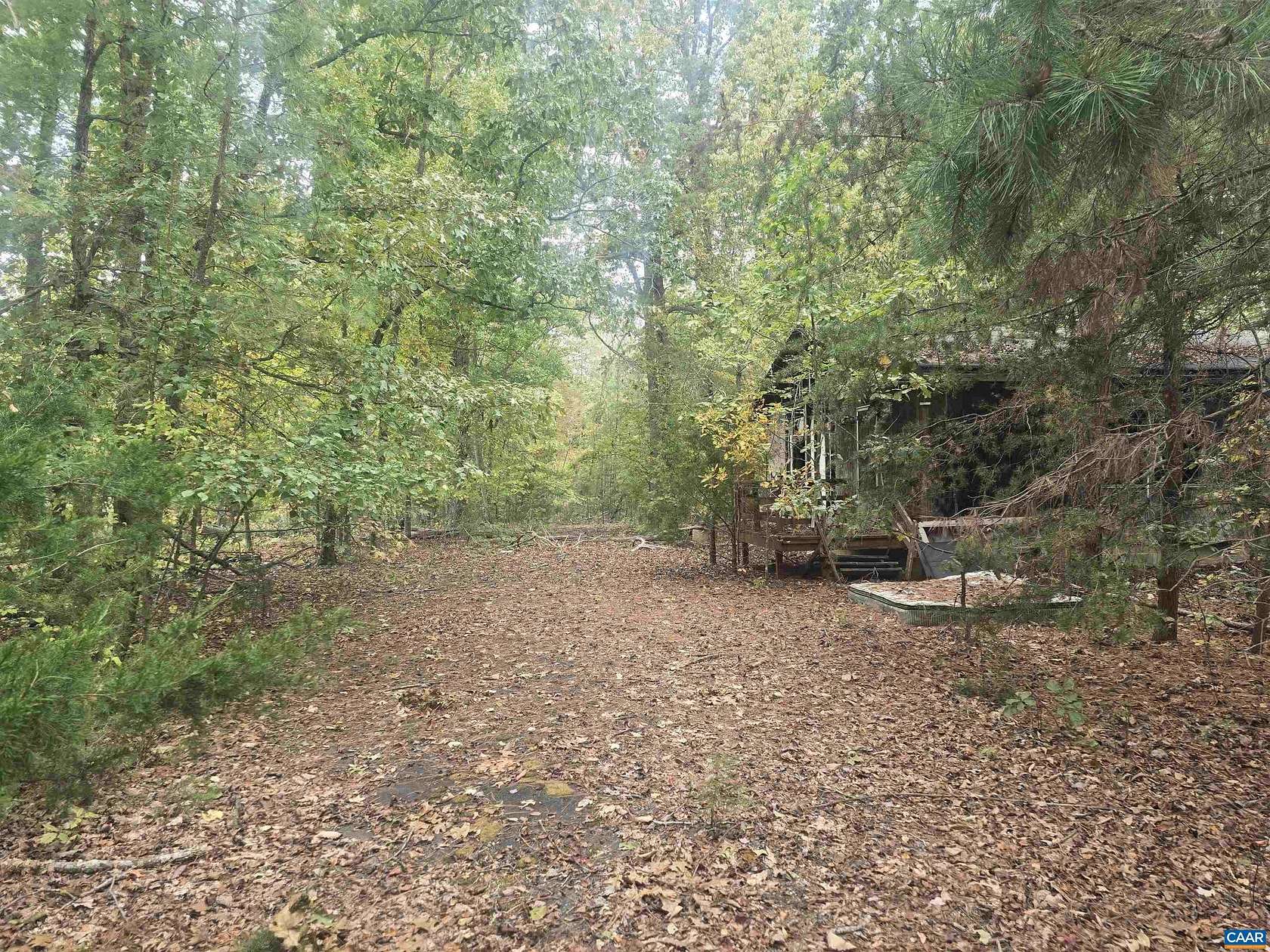 0.87 Acres of Mixed-Use Land for Sale in Palmyra, Virginia