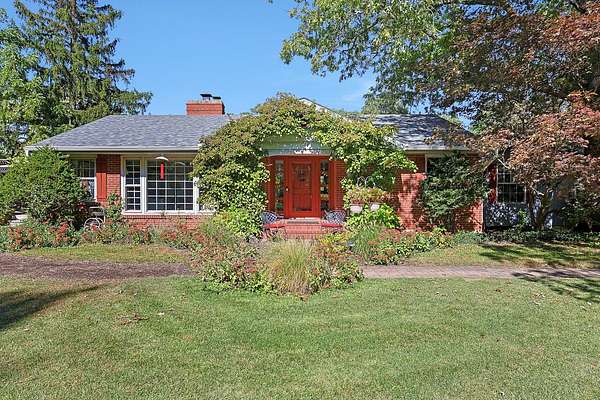 2.42 Acres of Residential Land with Home for Sale in Bartlett, Illinois