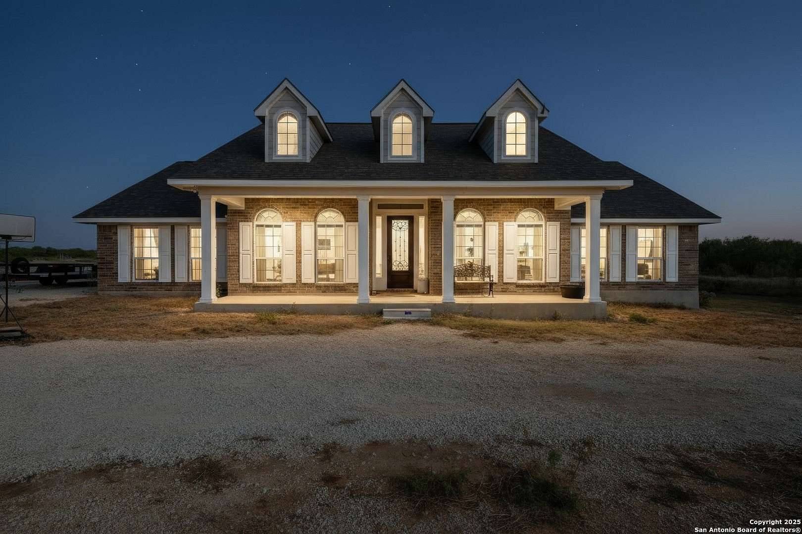 22 Acres of Agricultural Land with Home for Sale in Charlotte, Texas