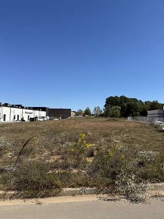 0.75 Acres of Commercial Land for Sale in Clarksville, Tennessee