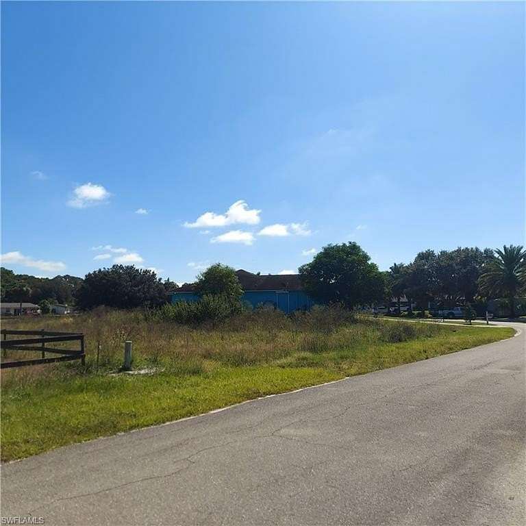 0.25 Acres of Residential Land for Sale in Alva, Florida
