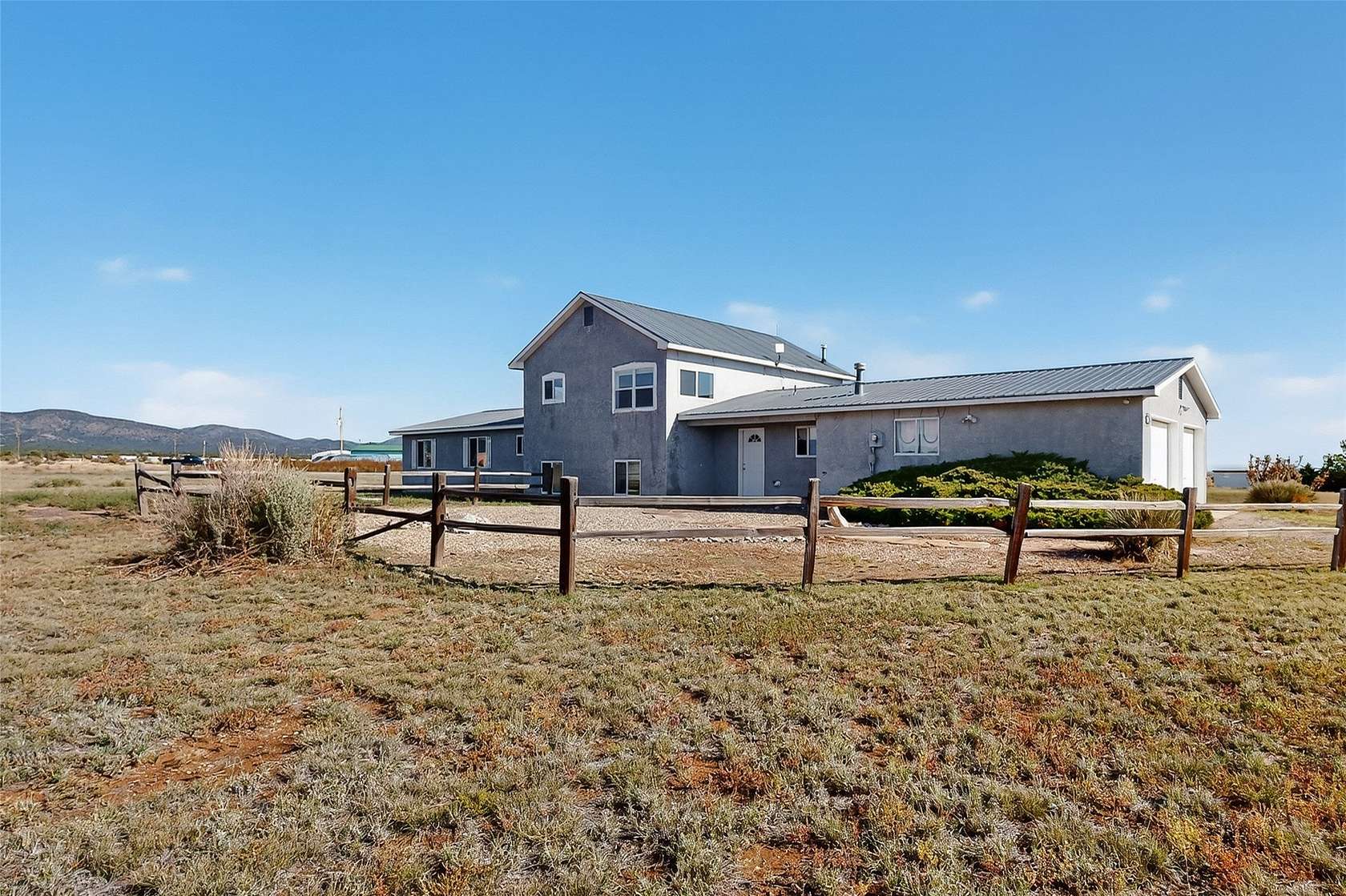 5 Acres of Residential Land with Home for Sale in Stanley, New Mexico