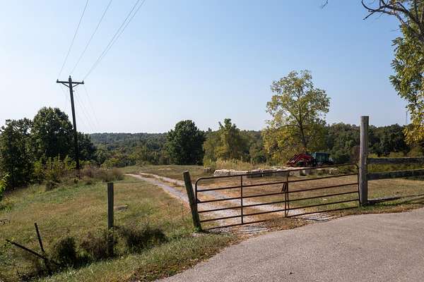 17.7 Acres of Land for Sale in Williamstown, Kentucky