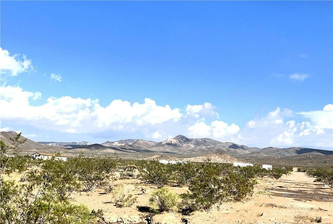 1 Acre of Land for Sale in Dolan Springs, Arizona