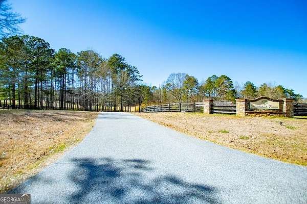 Residential Land for Sale in Newnan, Georgia