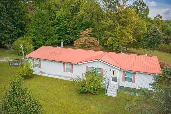 12.7 Acres of Land with Home for Sale in Sparta, Tennessee