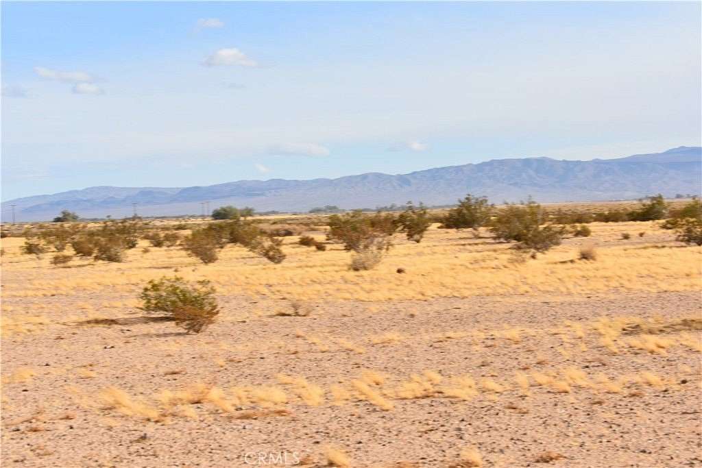 10 Acres of Land for Sale in Helendale, California