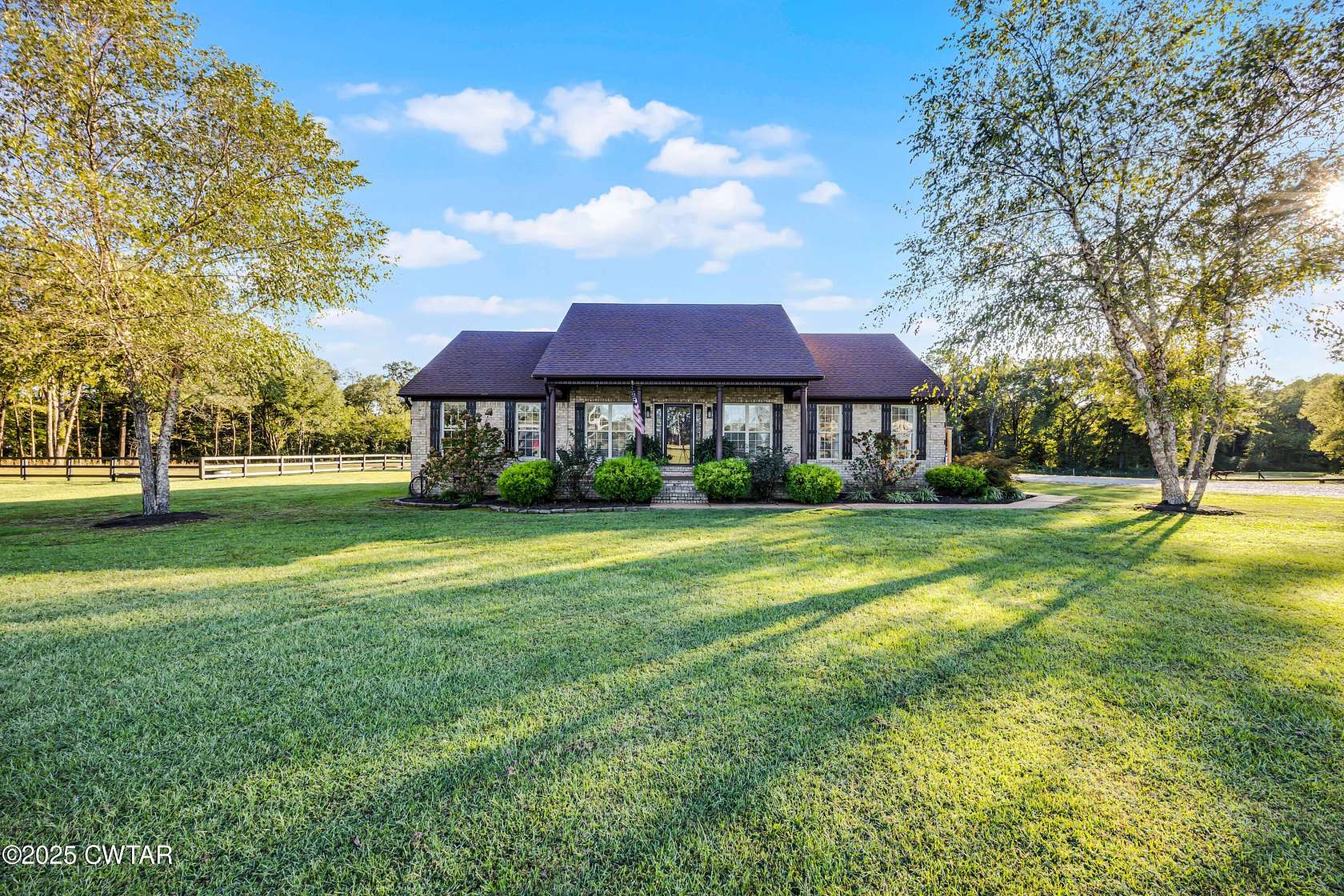 10.1 Acres of Recreational Land with Home for Sale in Humboldt, Tennessee