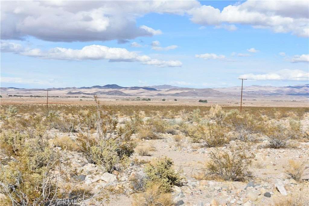 10 Acres of Land for Sale in Newberry Springs, California