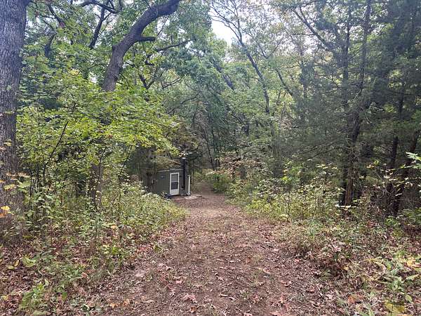 10 Acres of Land for Sale in Chillicothe, Missouri