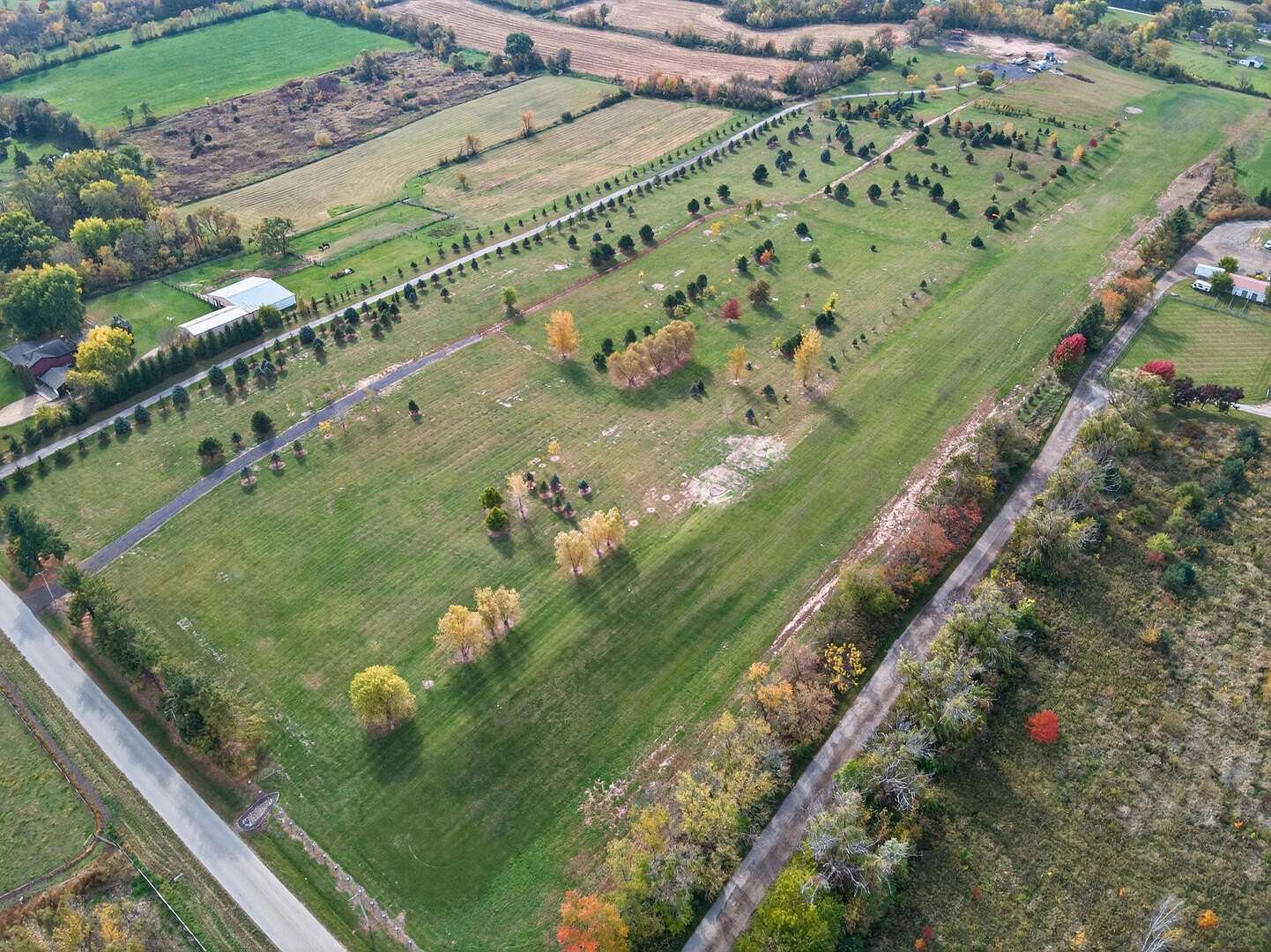 20 Acres of Agricultural & Residential Land for Sale in Marengo, Illinois