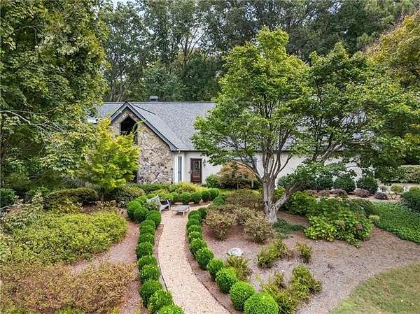 0.62 Acres of Residential Land for Sale in Atlanta, Georgia