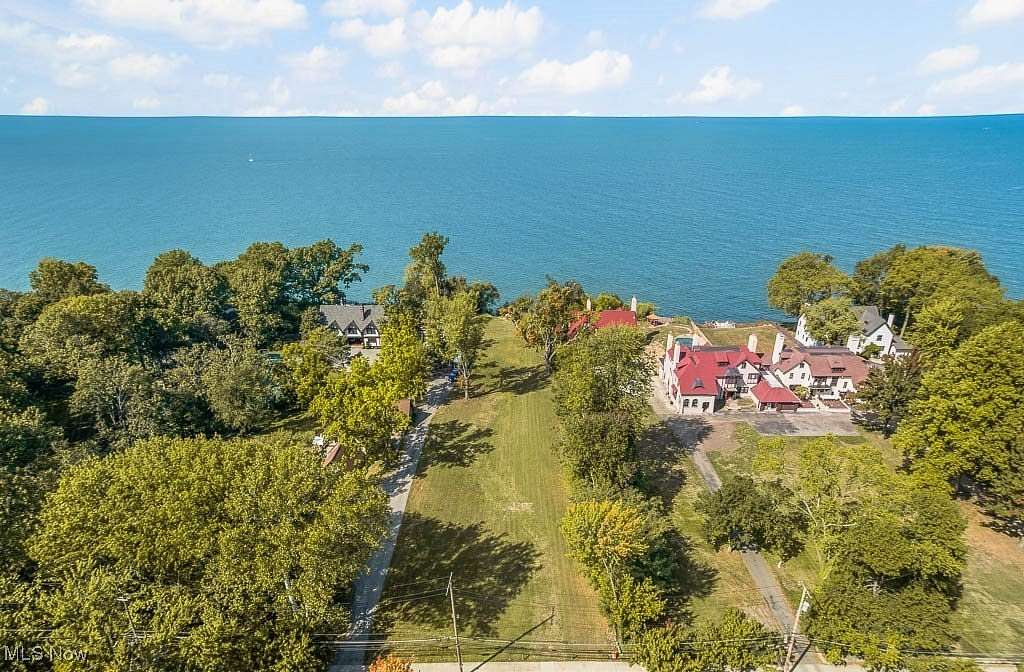 1.4 Acres of Residential Land for Sale in Bratenahl, Ohio