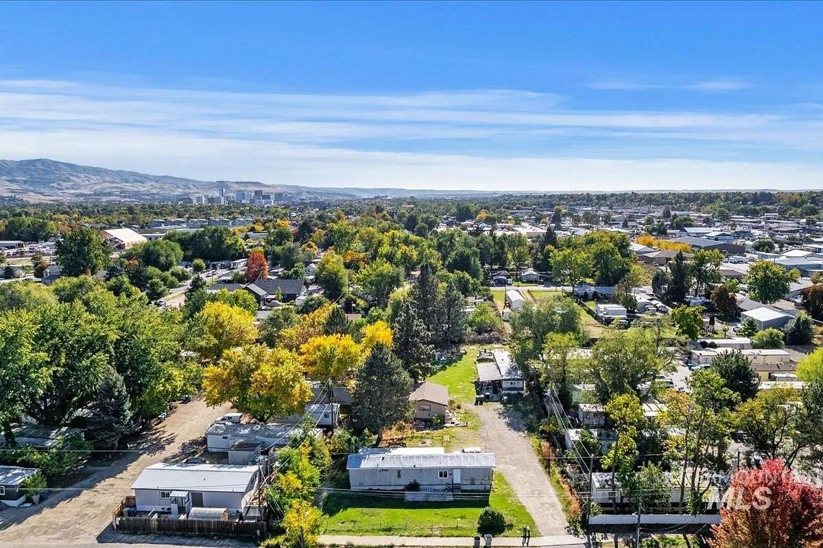 0.69 Acres of Residential Land for Sale in Garden City, Idaho