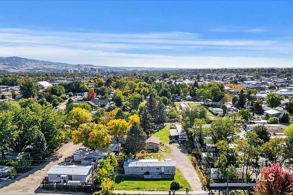 0.69 Acres of Residential Land for Sale in Garden City, Idaho